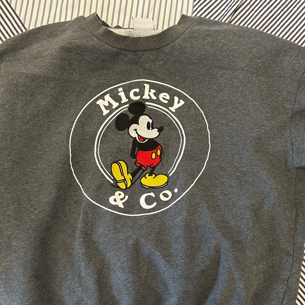 Mickey Mouse Disney sweatshirt